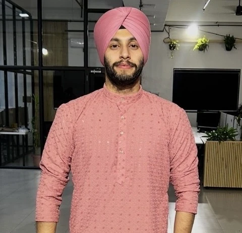 Bisman Singh - DevOps and Site Reliability Engineer specializing in Kubernetes platform engineering, GitOps and AWS